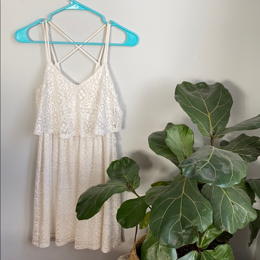 white lace dress